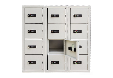 Steel Lockers in dubai